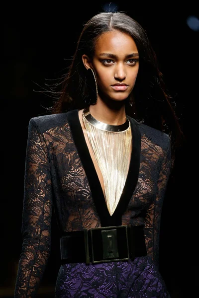 Look 80
